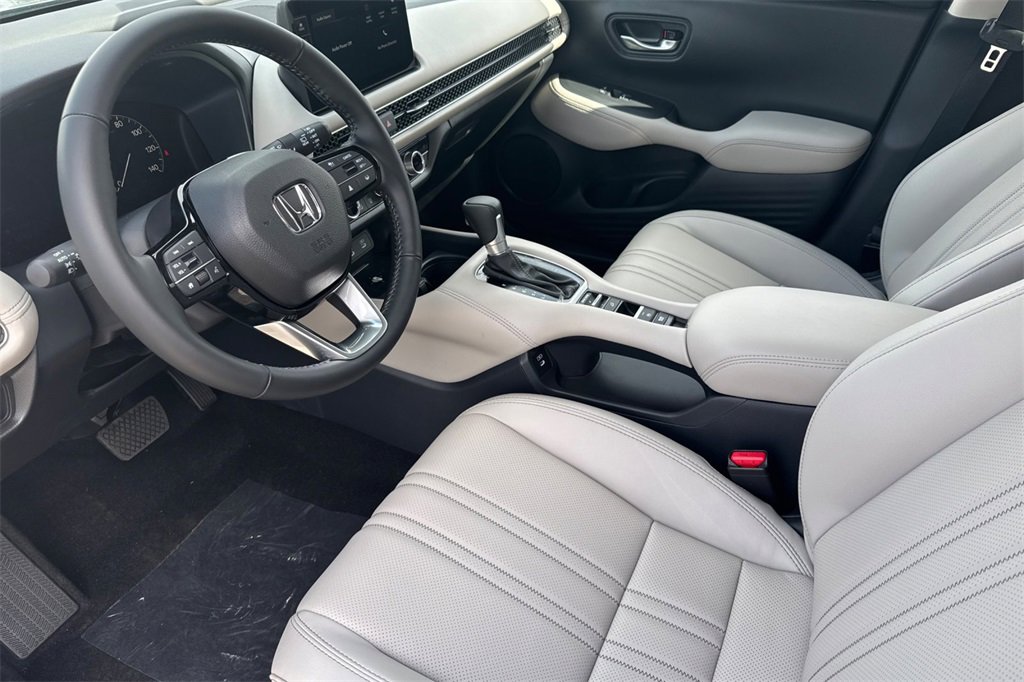 New 2026 Honda HR-V EX-L image 10