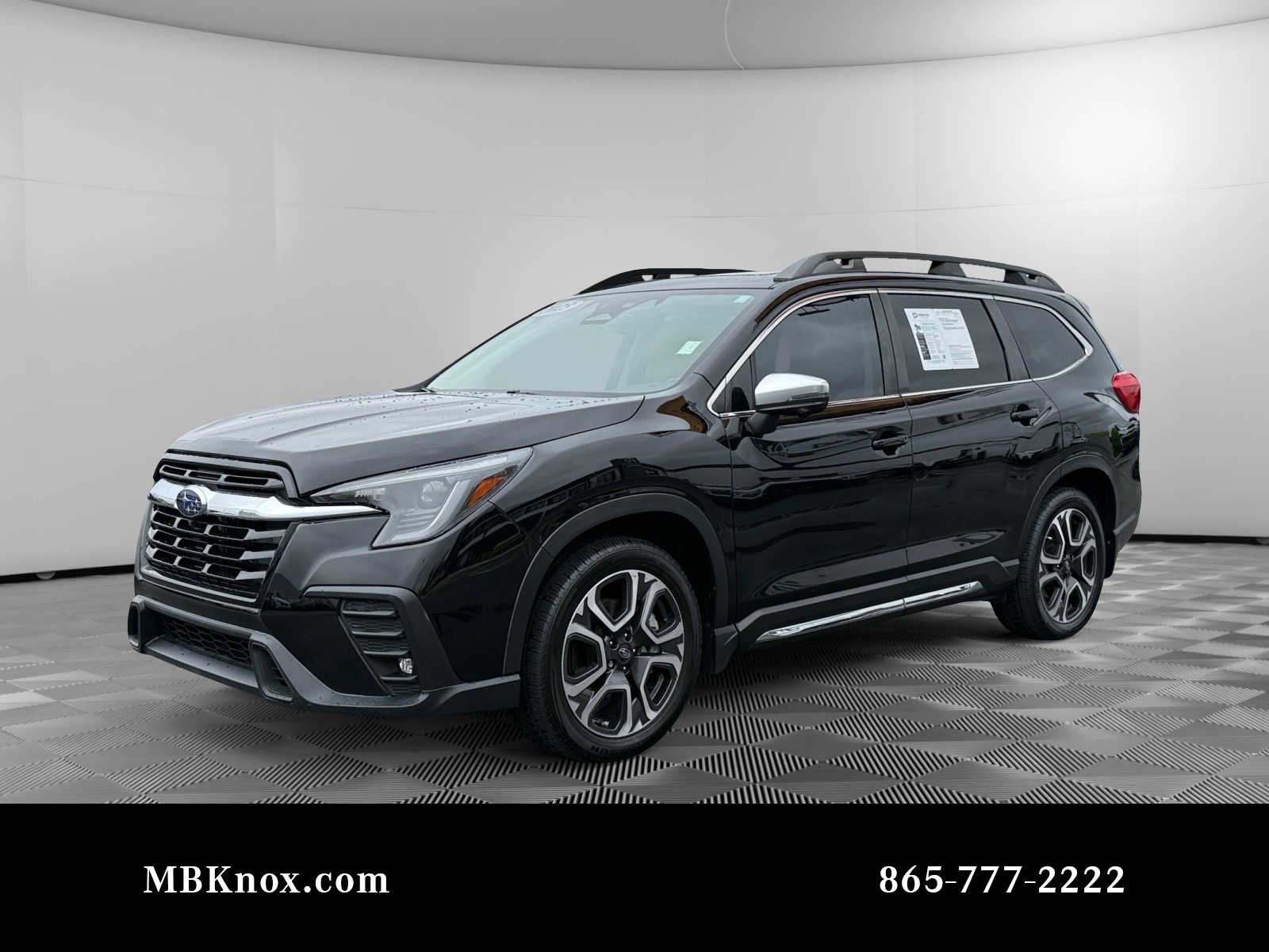 Used 2023 Subaru Ascent Limited w/ Technology Package image 1