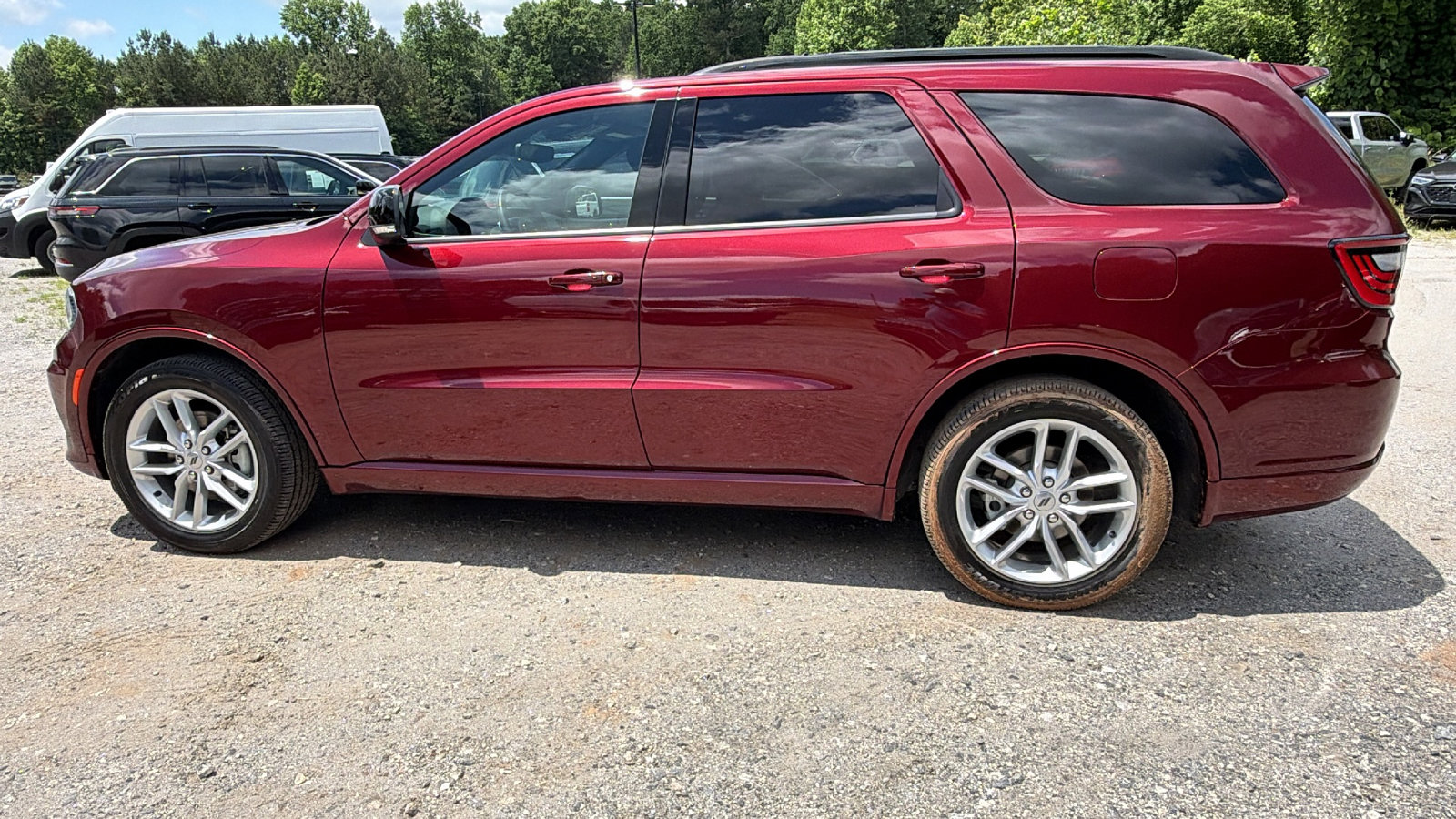 Used 2024 Dodge Durango GT RWD image 11