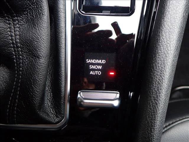 New 2026 Jeep Compass Latitude AWD/4WD image 21