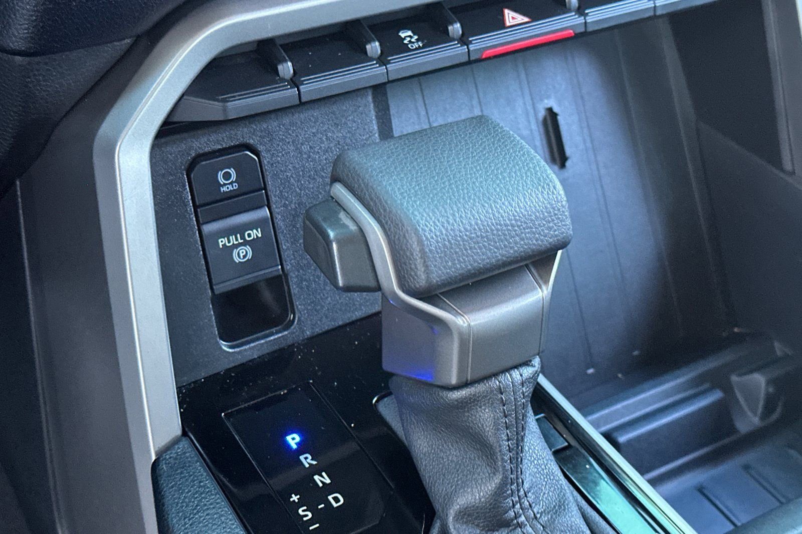 Used 2022 Toyota Tundra SR5 w/ Convenience Package image 22