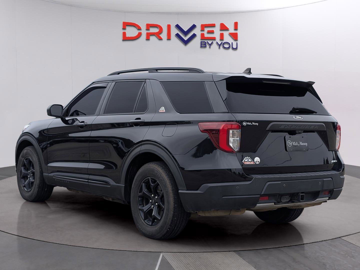 Used 2022 Ford Explorer Timberline image 2