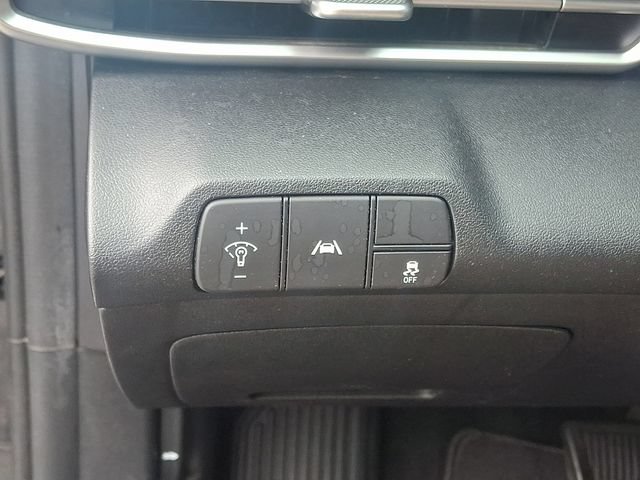 Used 2022 Hyundai Elantra SEL w/ Cargo Package FWD image 25