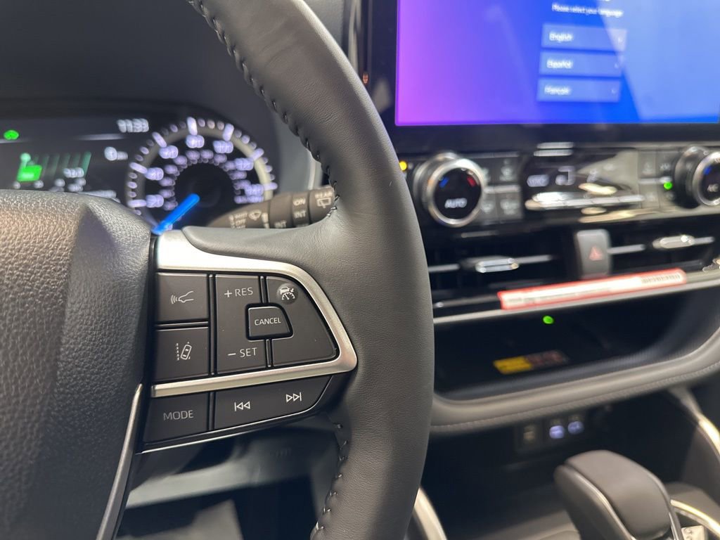 New 2026 Toyota Highlander XLE image 30