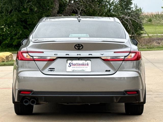 Used 2025 Toyota Camry SE w/ Convenience Package image 7