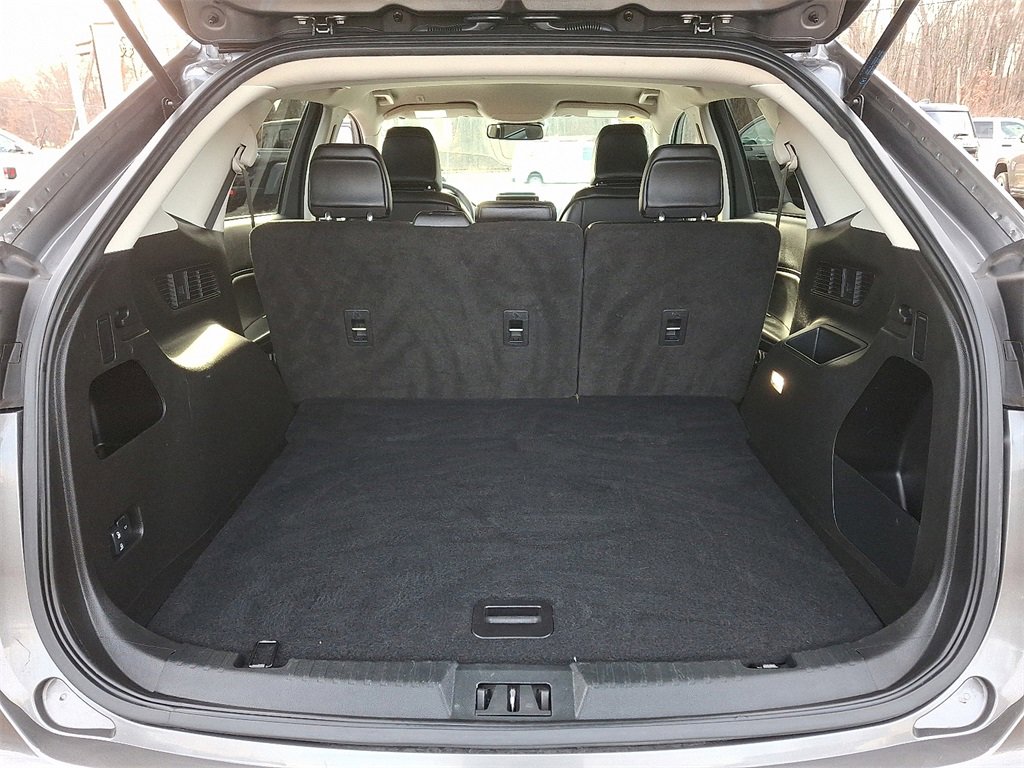 Used 2024 Ford Edge SEL image 29