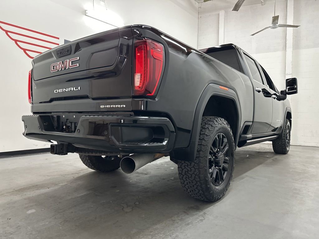 Used 2021 GMC Sierra 2500 Denali w/ Denali Black Diamond Edition image 9