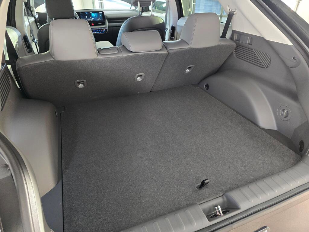 New 2026 Hyundai Ioniq 5 SEL image 17