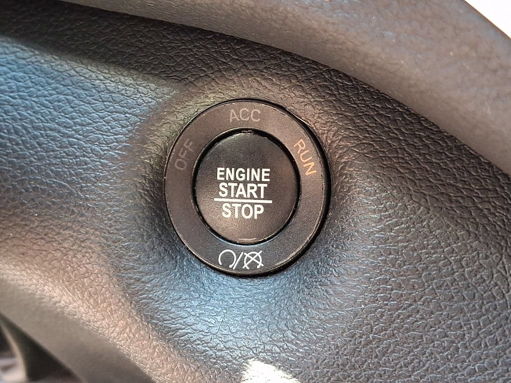 Used 2018 Jeep Cherokee Limited AWD/4WD image 27