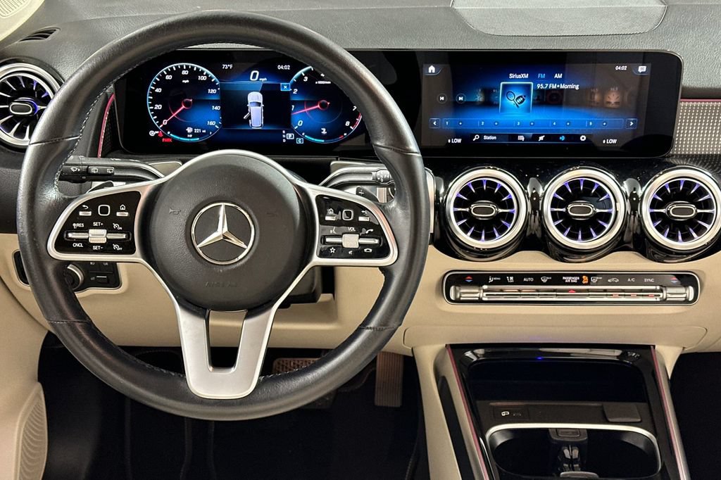 Used 2022 Mercedes-Benz GLB 250 4MATIC image 18