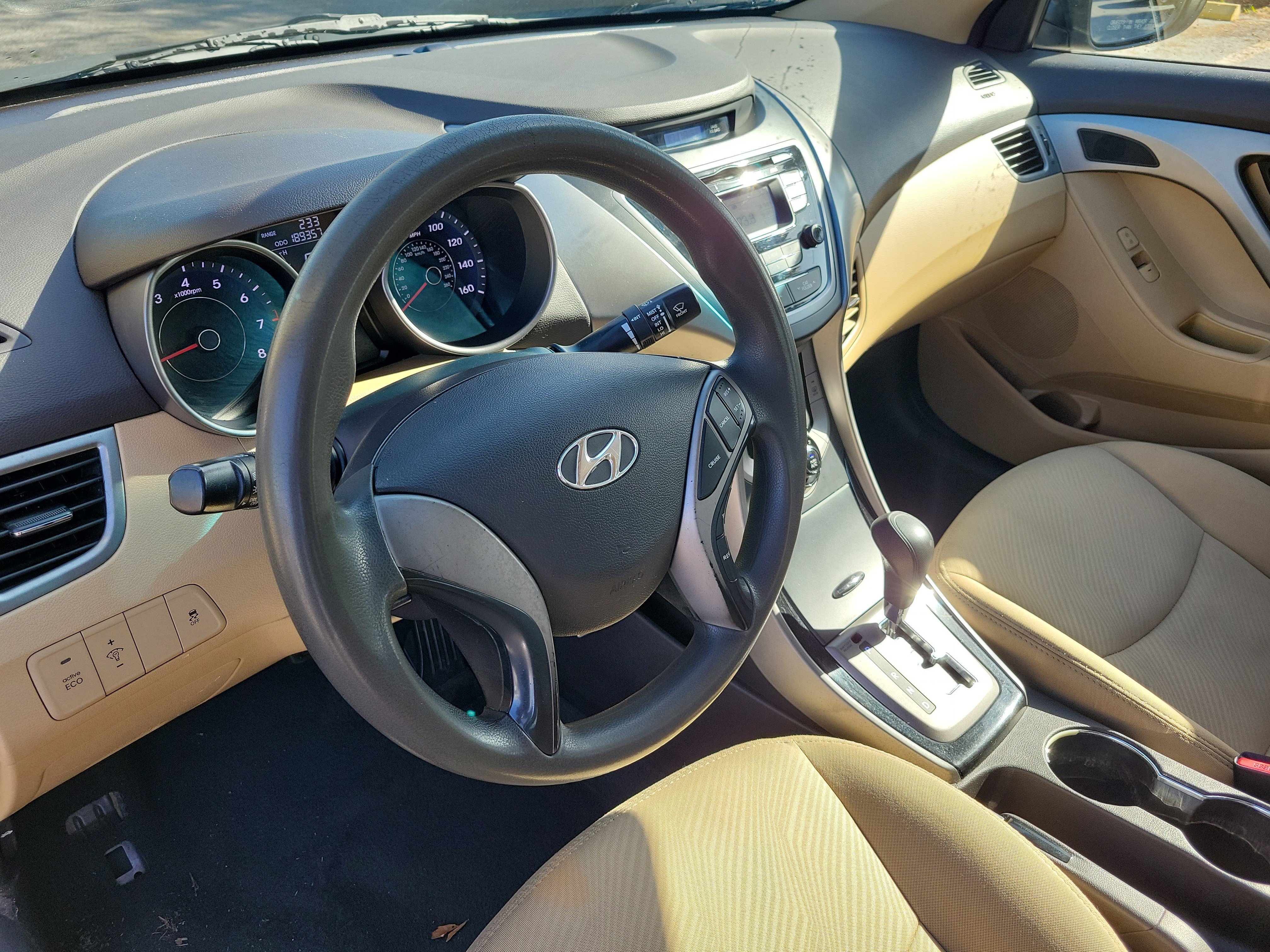 Used 2013 Hyundai Elantra GLS image 21