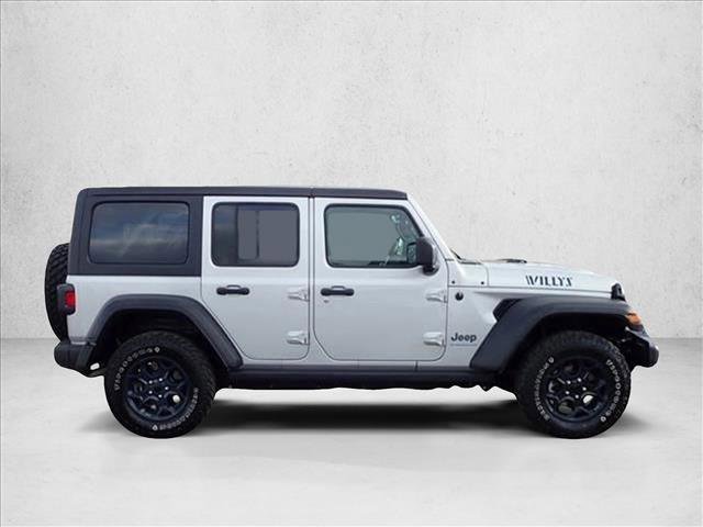 Used 2023 Jeep Wrangler Unlimited w/ Cold Weather Group AWD/4WD image 5