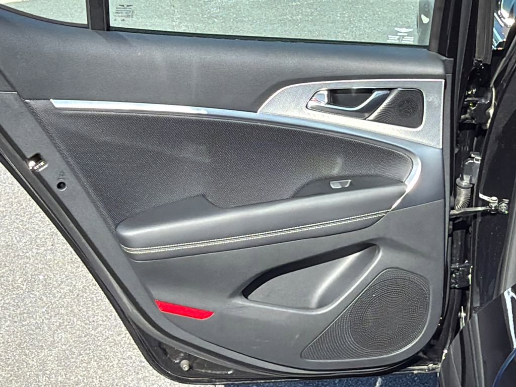 Used 2026 Genesis G70 2.5T Prestige image 20