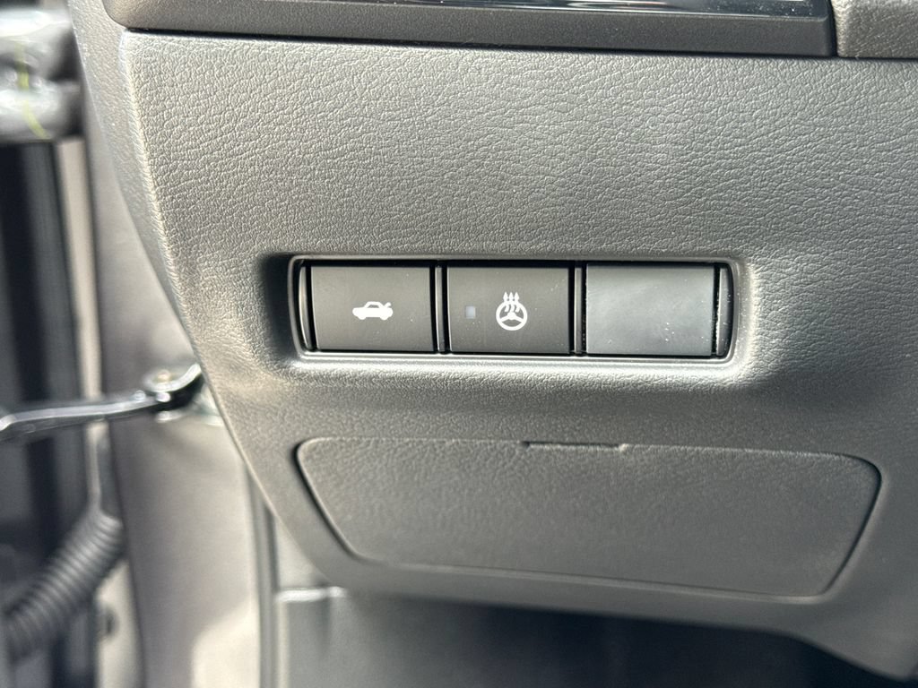 New 2026 Nissan Sentra SV w/ SV Convenience Package FWD image 28
