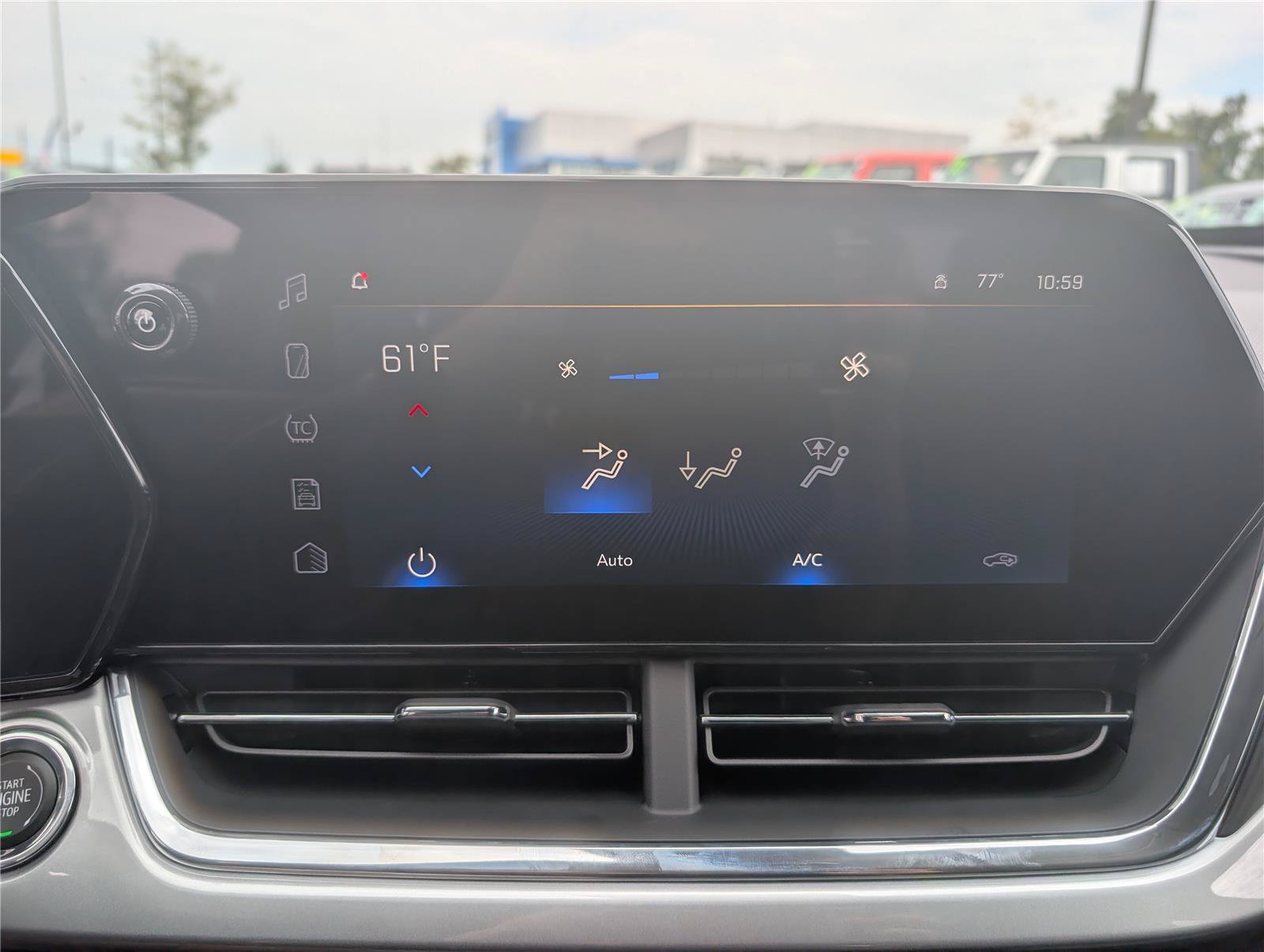 New 2026 Chevrolet Trax LT w/ Driver Confidence Package FWD image 25