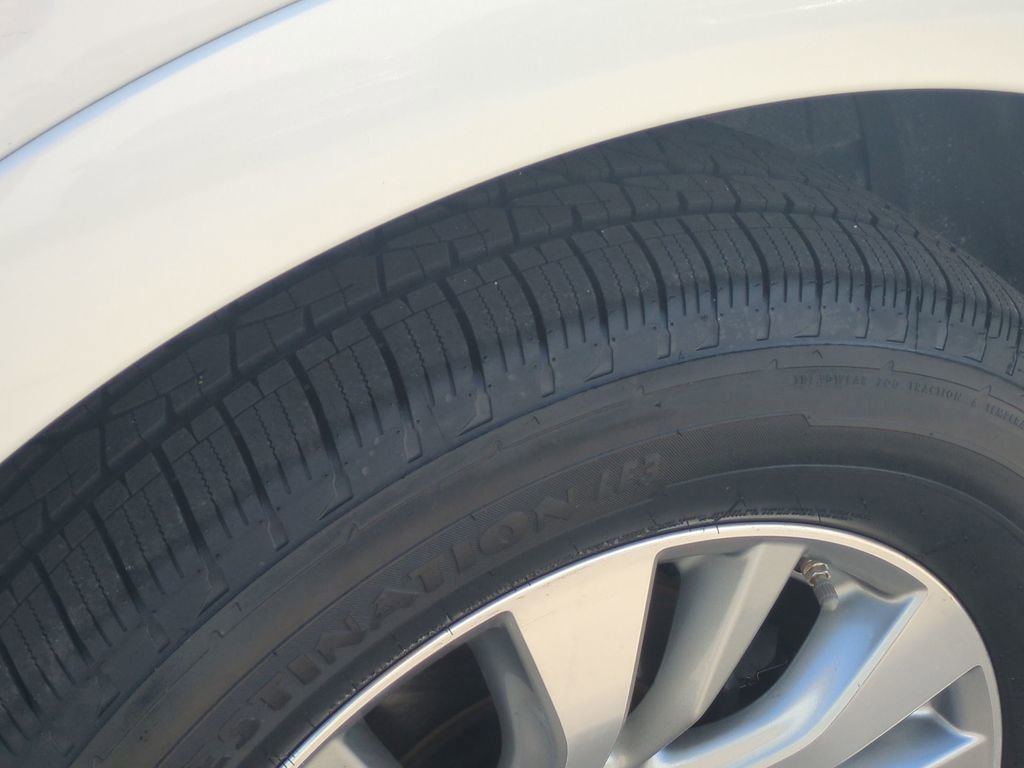 Used 2016 INFINITI QX80 4WD w/ Signature Edition Package image 12