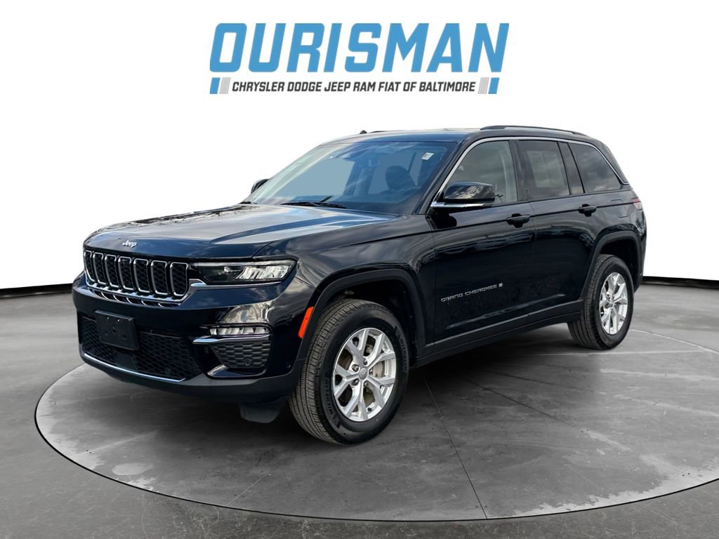 Used 2023 Jeep Grand Cherokee Limited w/ Luxury Tech Group II image 2