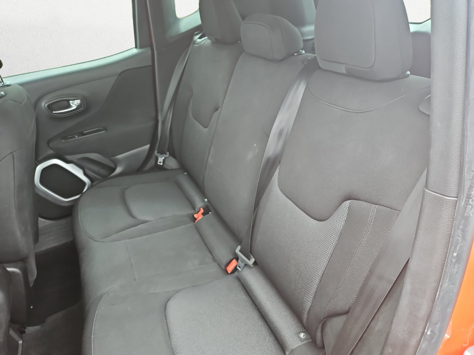 Used 2018 Jeep Renegade Sport w/ Power & Air Group FWD image 13