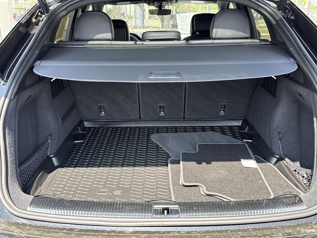 Used 2024 Audi SQ5 Prestige AWD/4WD image 13