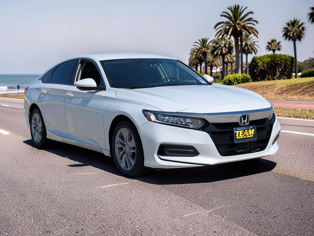 Used 2018 Honda Accord LX image 4