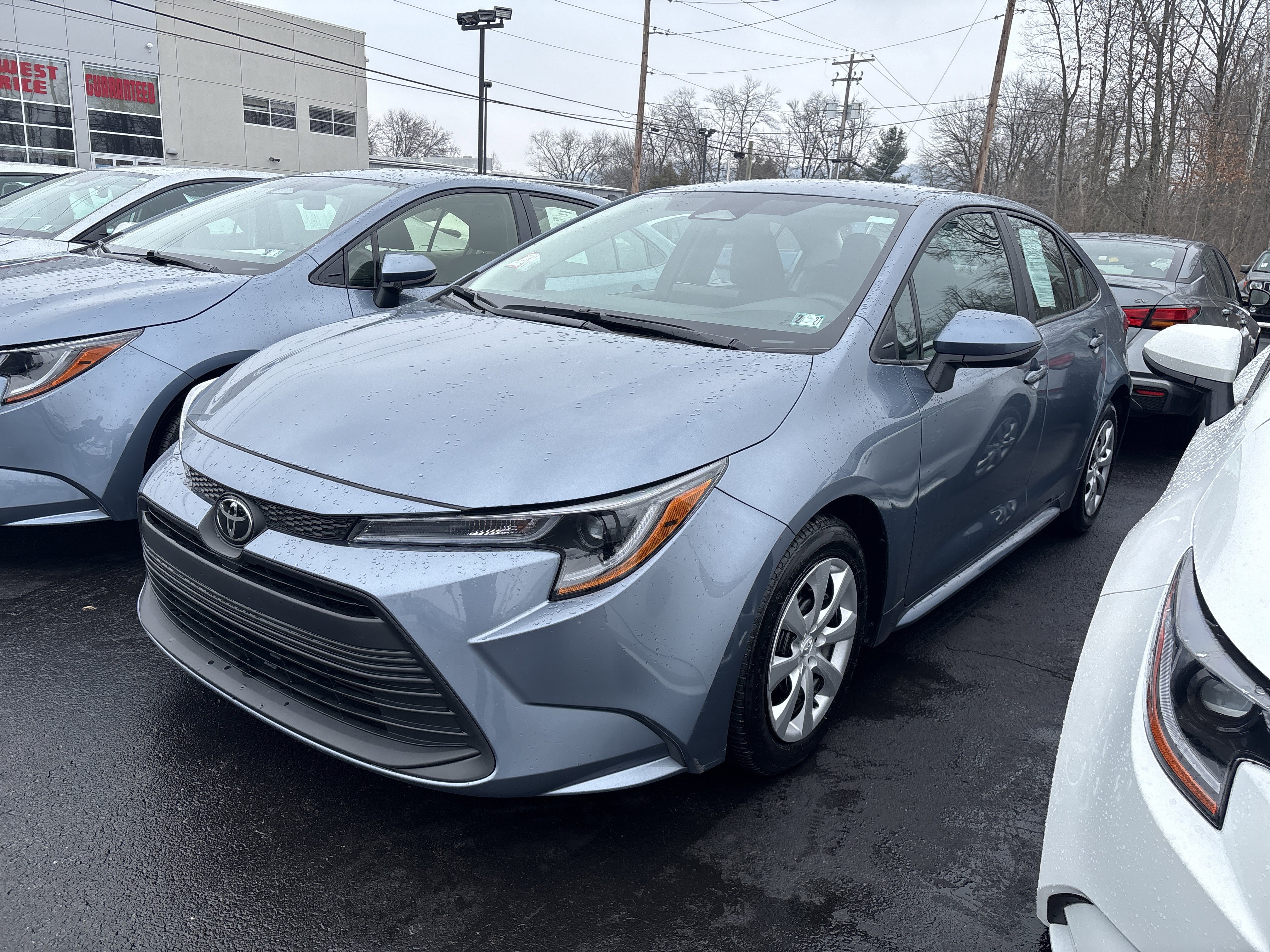 Certified 2025 Toyota Corolla LE image 9