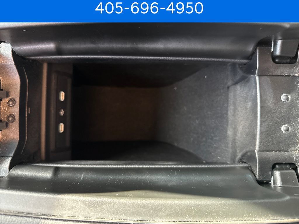 Used 2024 Mercedes-Benz GLB 250 image 33