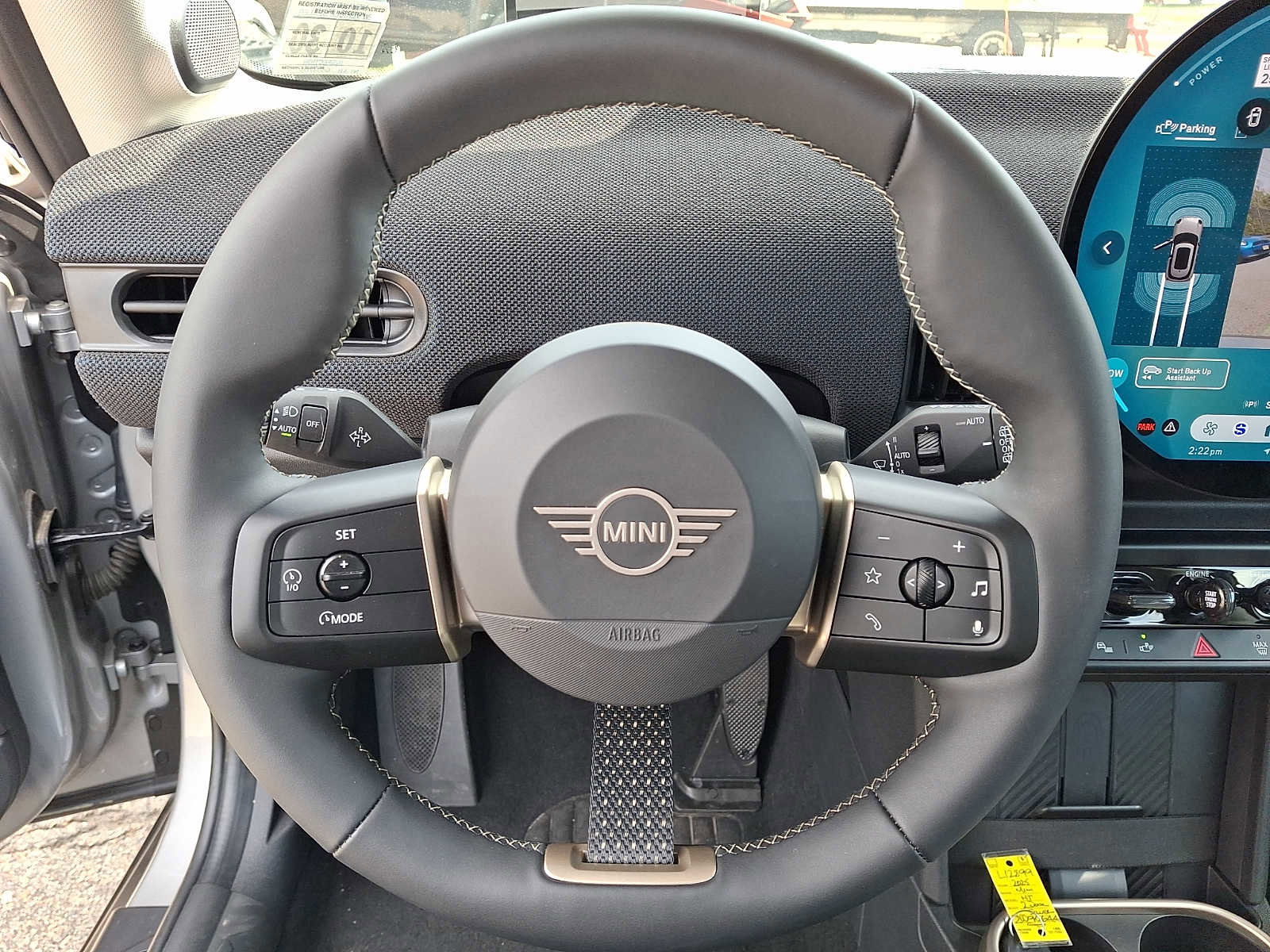 Used 2025 MINI Cooper 2-Door Hardtop FWD image 21