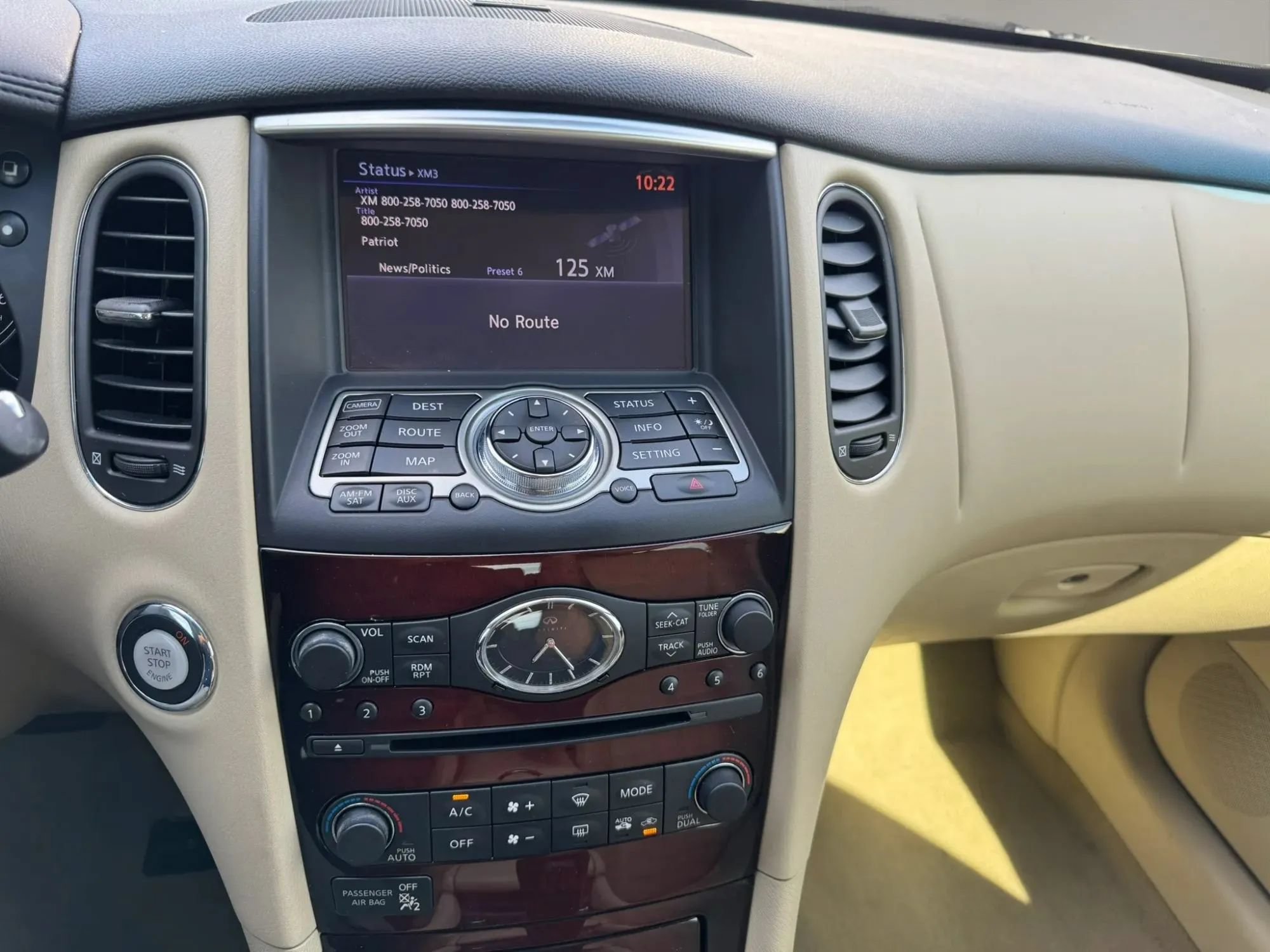 Used 2016 INFINITI QX50 2WD w/ Technology Package image 19