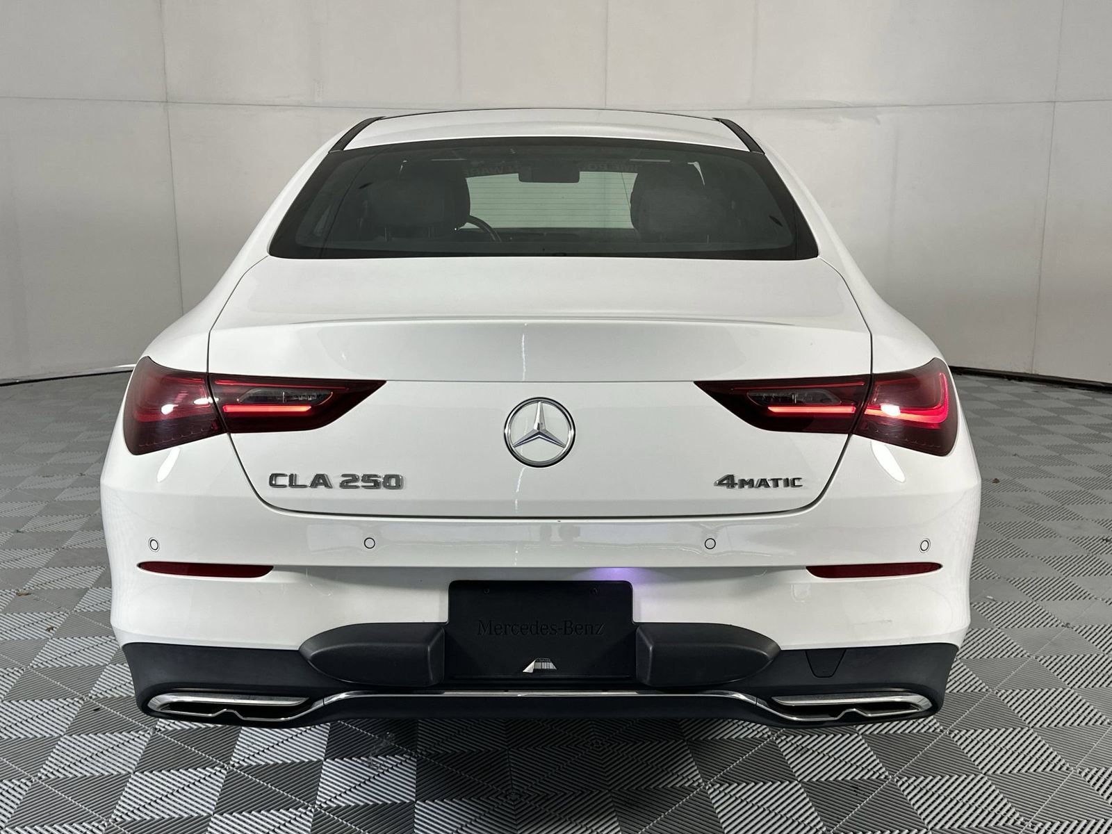 Used 2025 Mercedes-Benz CLA 250 4MATIC image 7