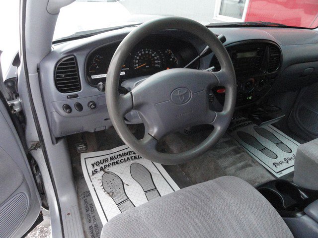 Used 2000 Toyota Tundra SR5 image 8