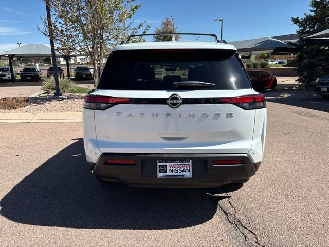 Certified 2025 Nissan Pathfinder SV FWD image 8