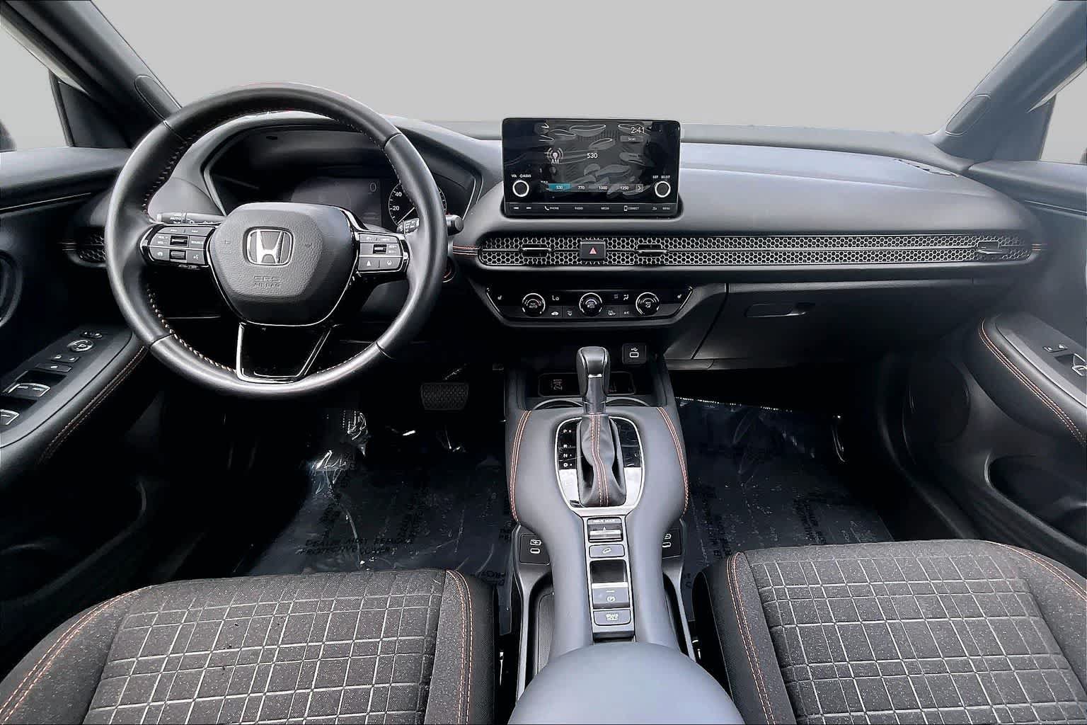 Certified 2025 Honda HR-V Sport image 15