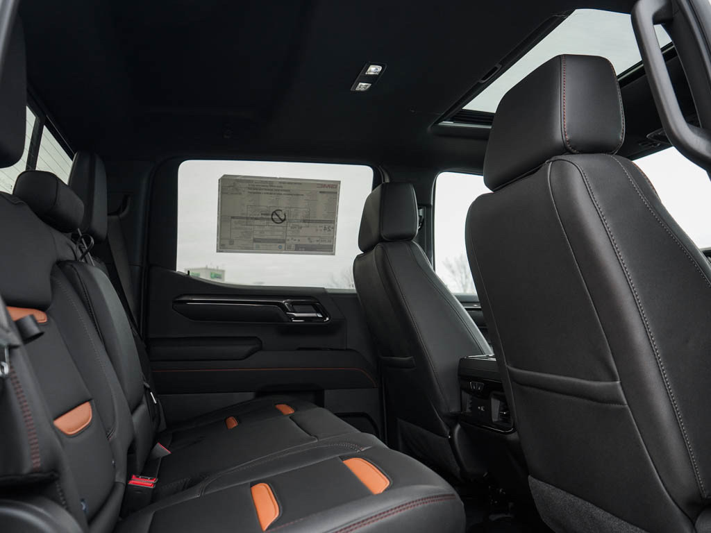 New 2026 GMC Sierra 1500 AT4 w/ AT4 Premium Package AWD/4WD image 10