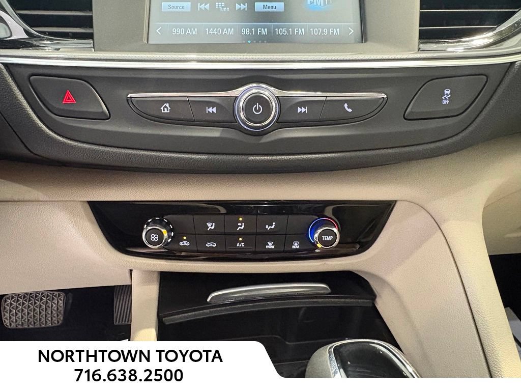 Used 2018 Buick Regal Preferred w/ Driver Confidence Package #1 FWD image 24