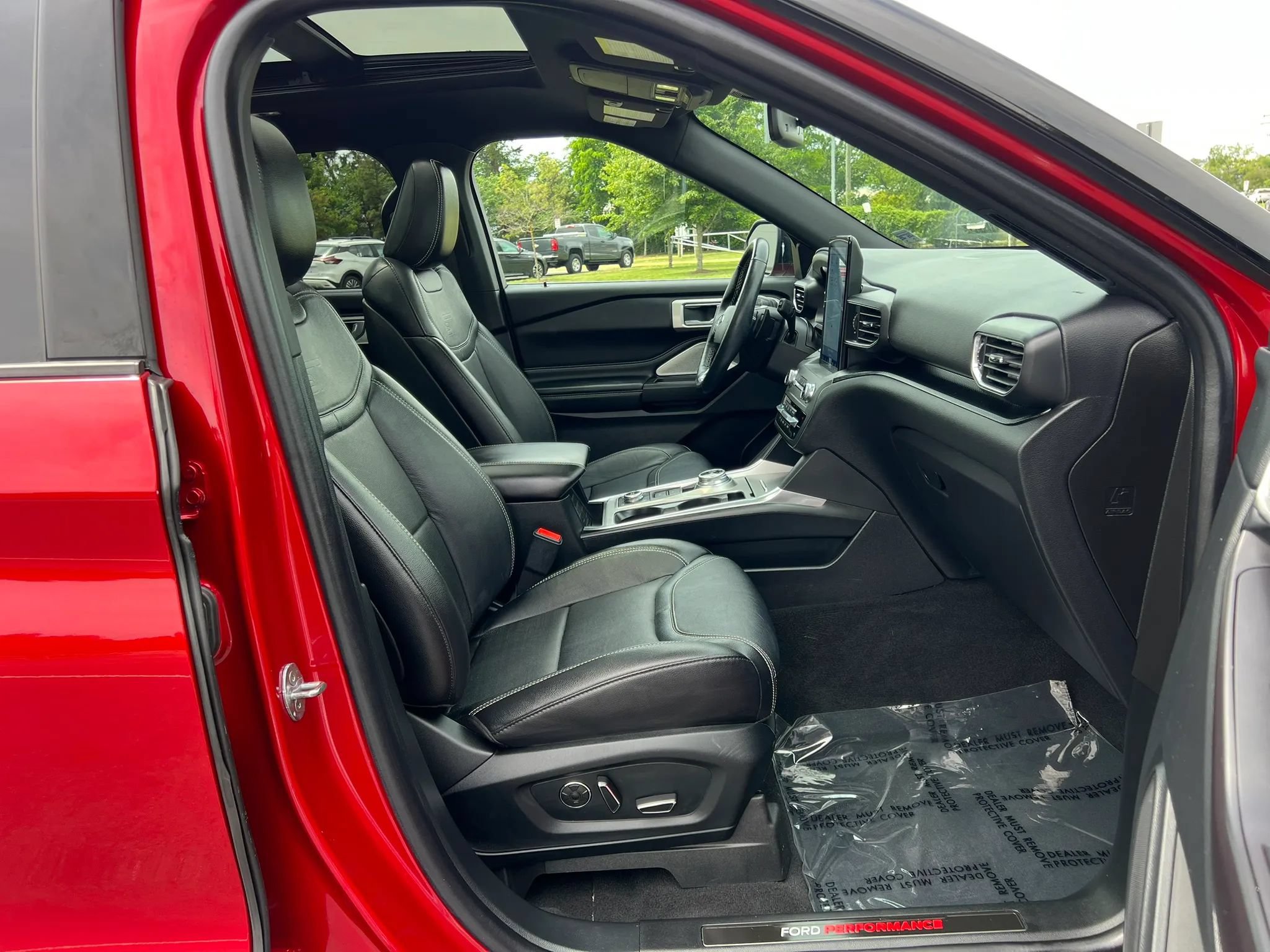 Used 2020 Ford Explorer ST w/ Premium Technology Package AWD/4WD image 16
