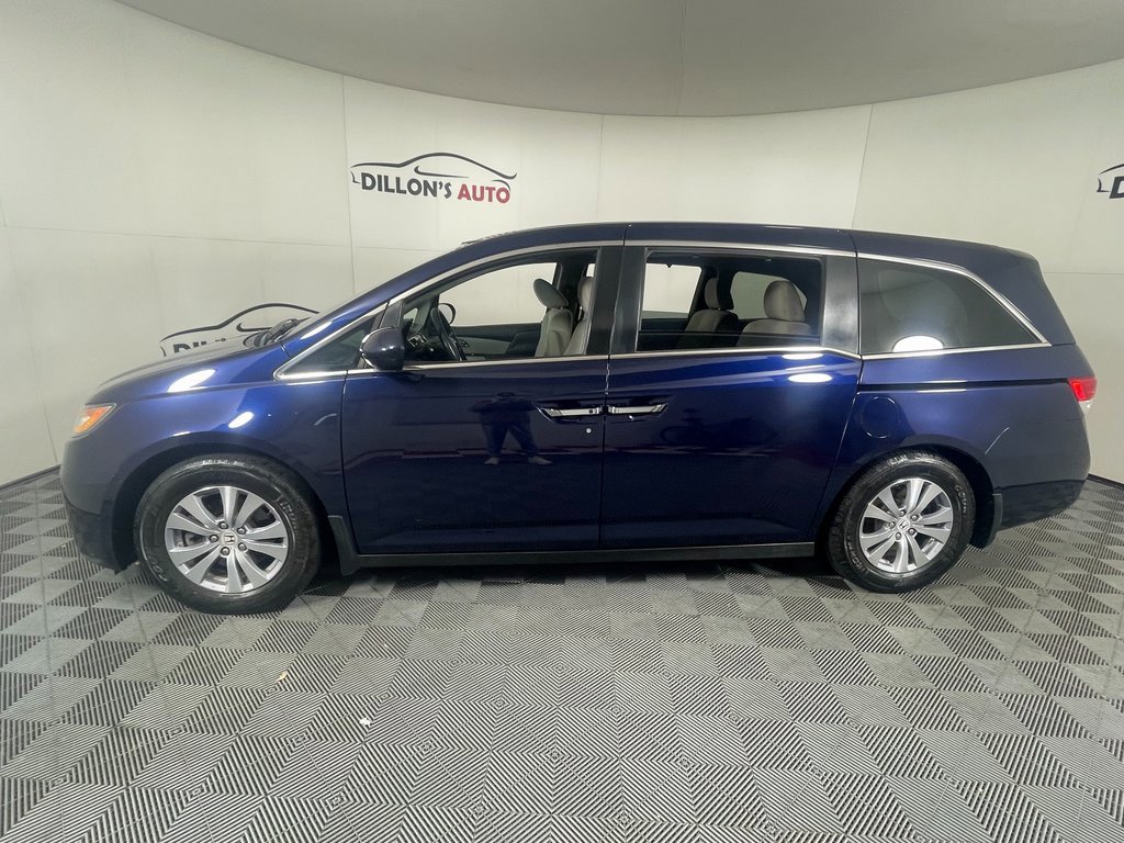 Used 2016 Honda Odyssey SE image 3