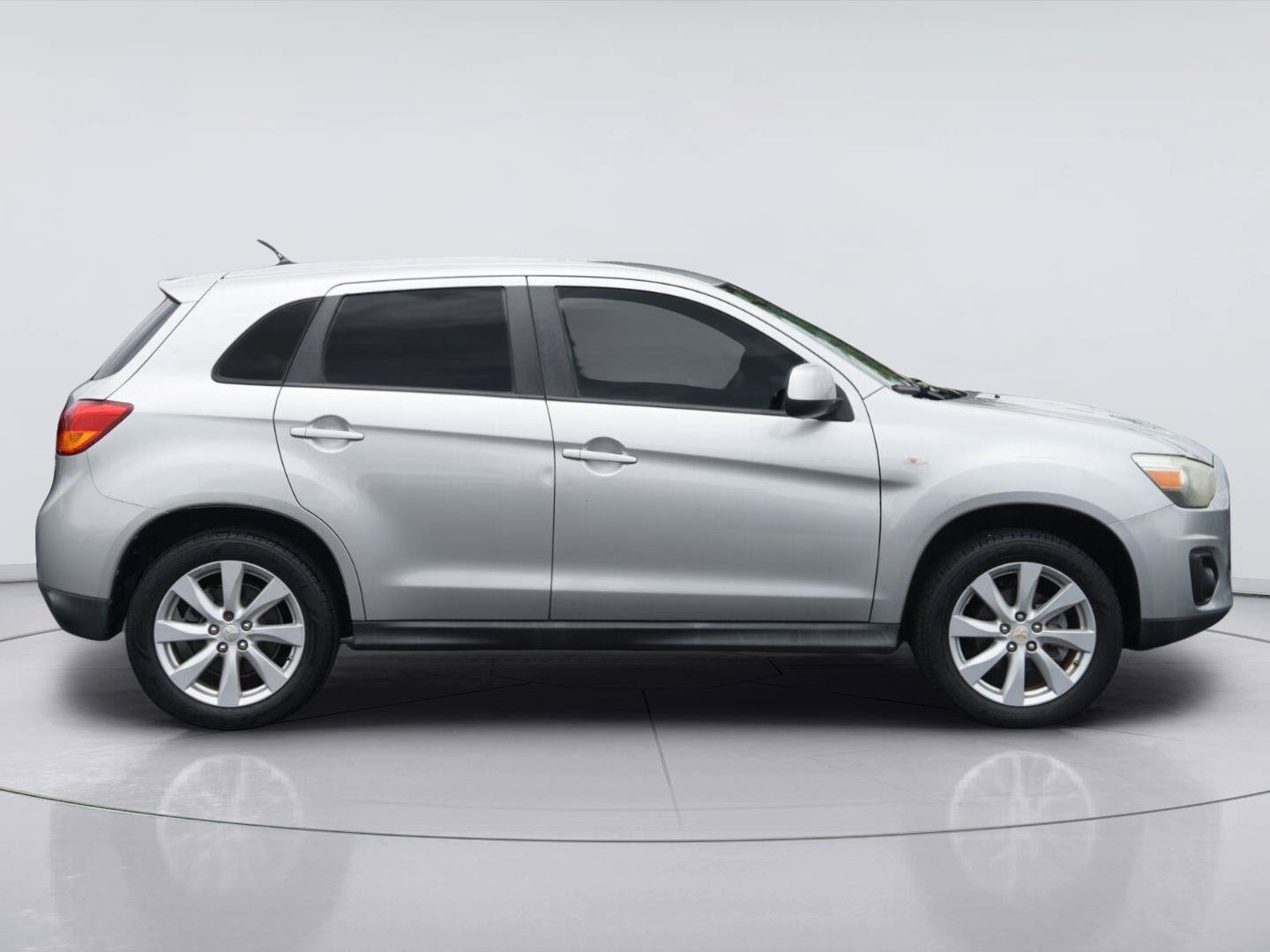 Used 2013 Mitsubishi Outlander Sport ES FWD image 5