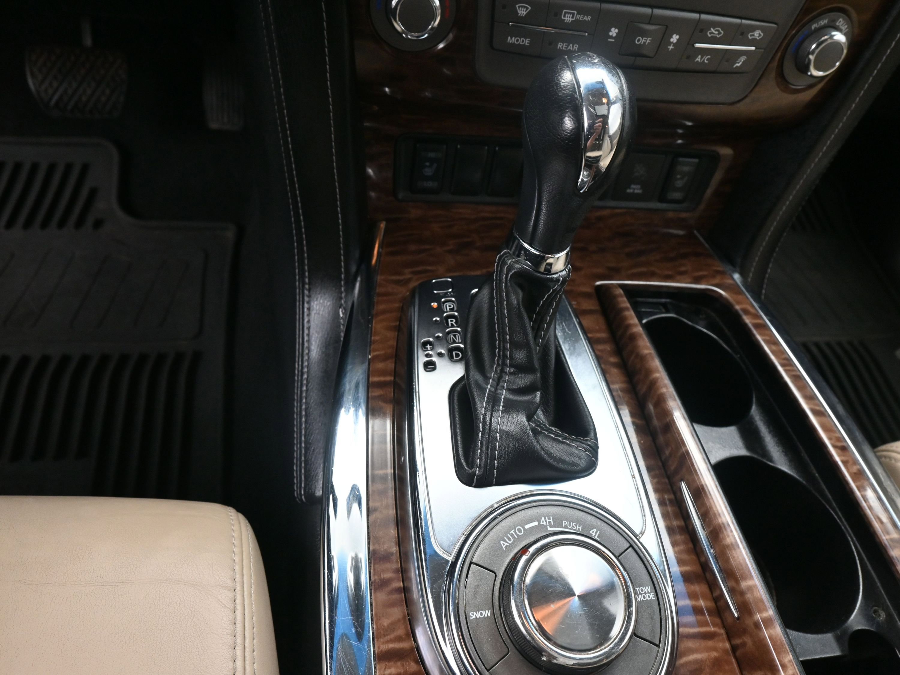 Used 2017 Nissan Armada SL w/ Technology Package image 15