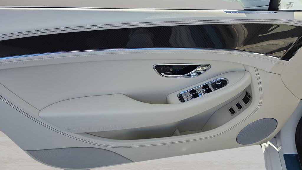 New 2025 Bentley Continental GTC image 26
