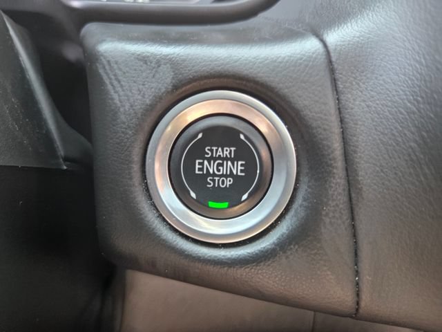 Used 2024 Chevrolet Tahoe RST w/ Luxury Package AWD/4WD image 32