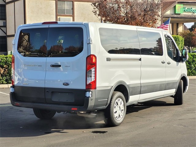Used 2023 Ford Transit 350 XLT image 5