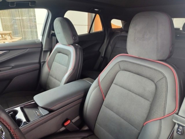 New 2026 Chevrolet Blazer EV RS image 17