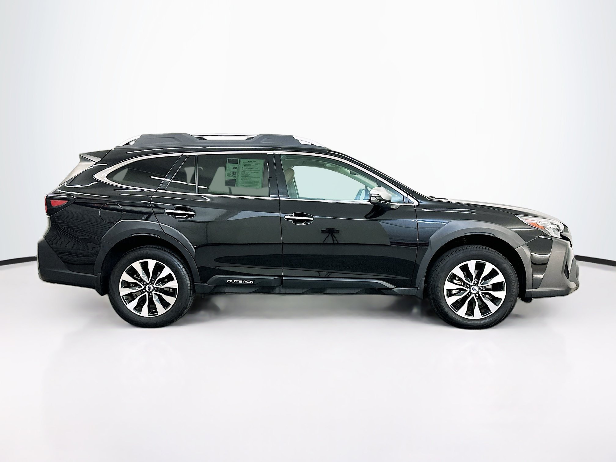 Used 2023 Subaru Outback Touring XT AWD/4WD image 10