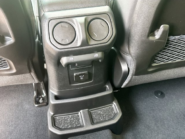 New 2026 Jeep Wrangler Unlimited Sahara AWD/4WD image 19