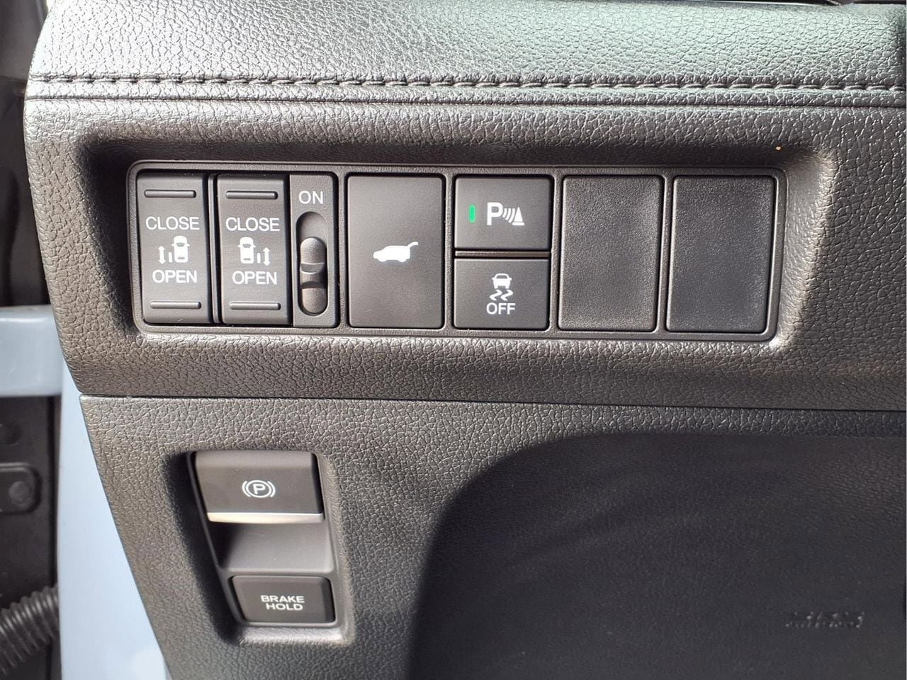 Used 2025 Honda Odyssey Elite image 19