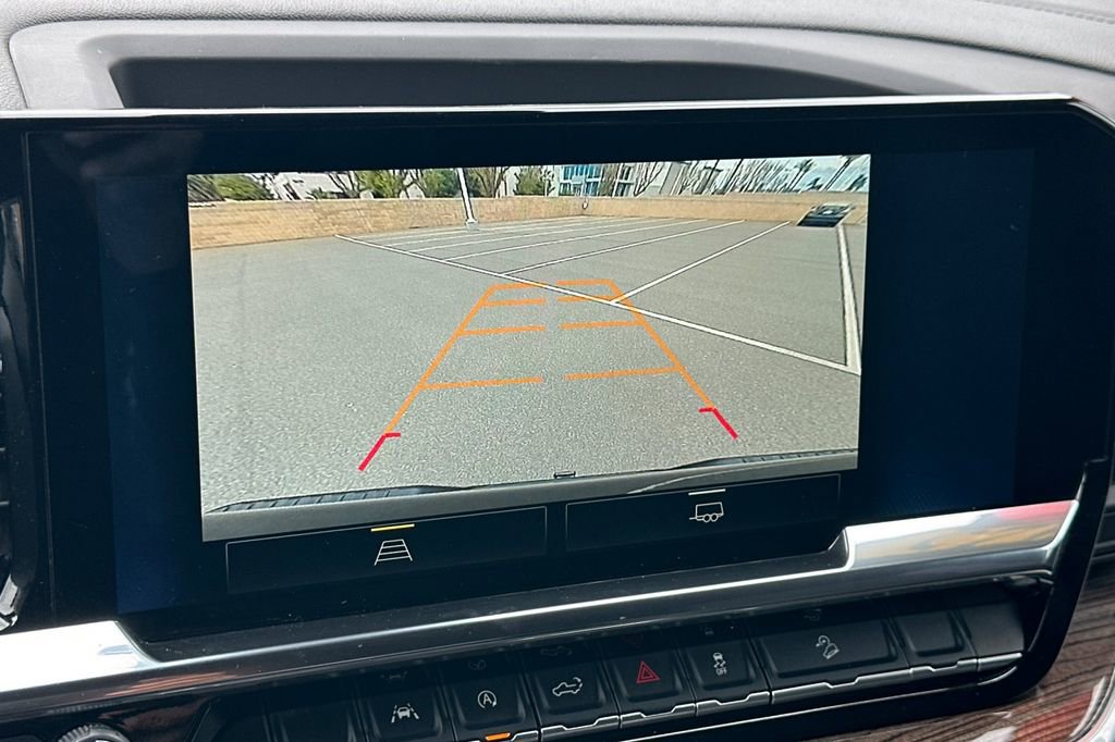 Used 2025 Chevrolet Silverado 1500 LT Trail Boss w/ LPO, Dark Essentials Package image 20