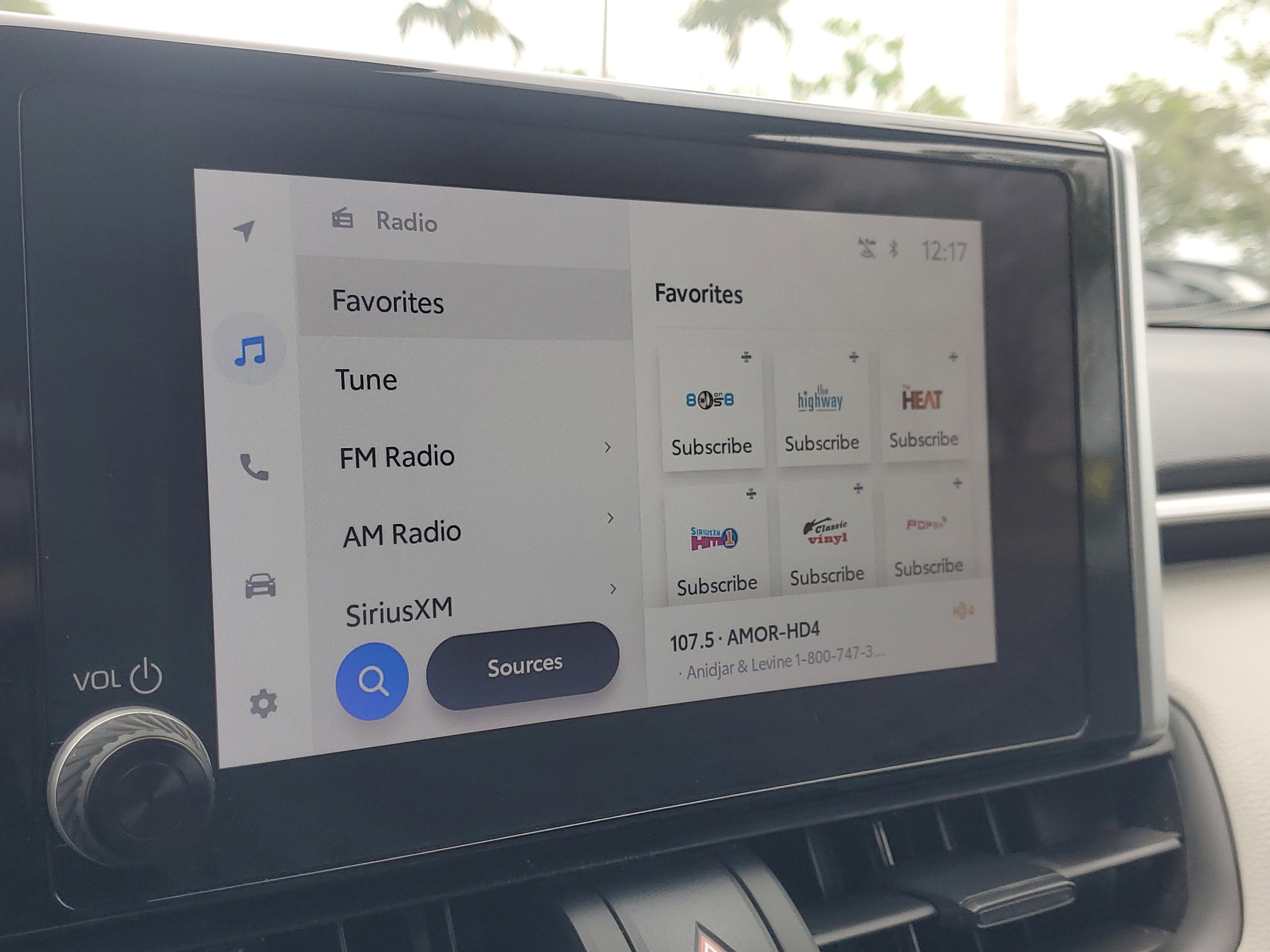 Used 2024 Toyota RAV4 XLE image 28