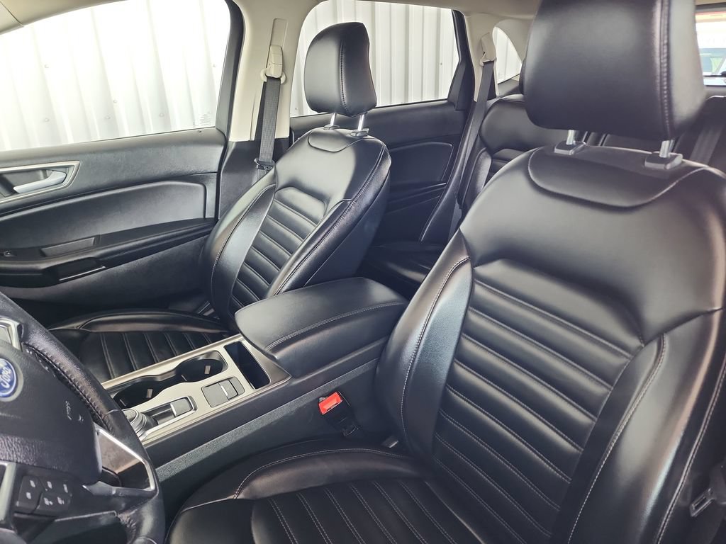 Used 2024 Ford Edge SEL AWD/4WD image 15