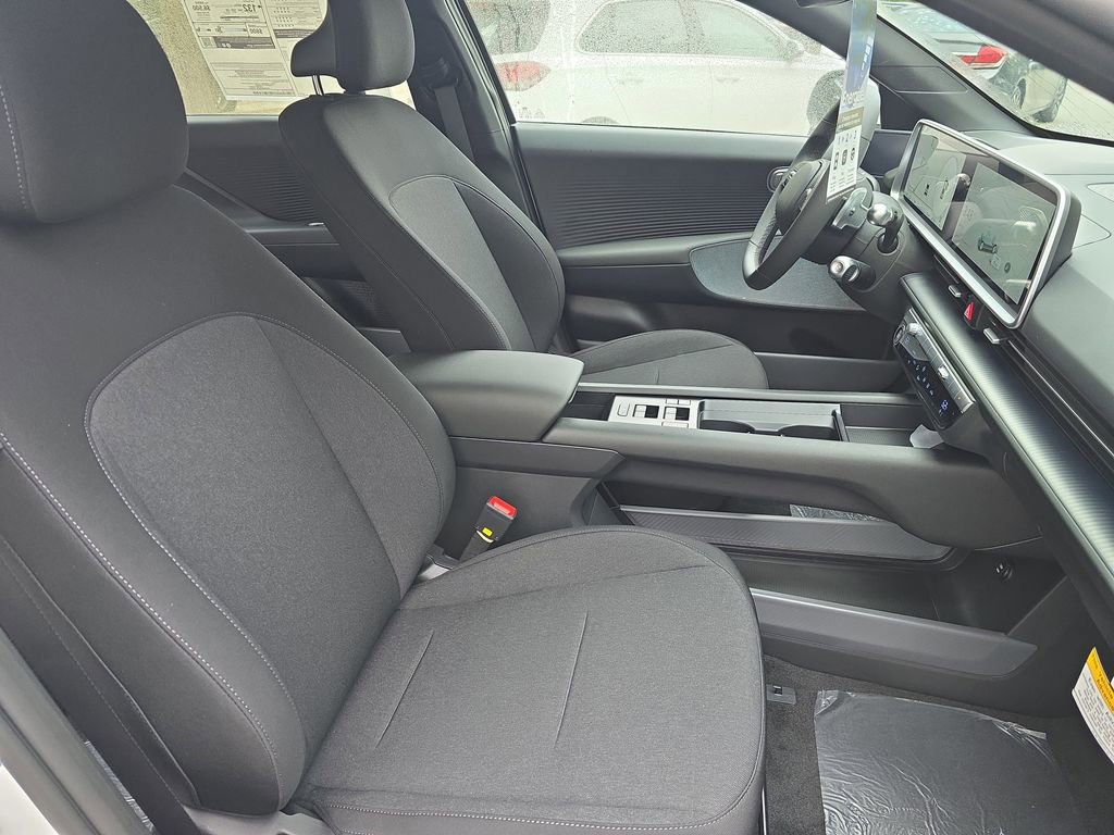 New 2025 Hyundai Ioniq 6 SE image 10
