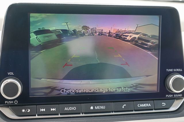 Used 2022 Nissan Rogue SV w/ SV Premium Package image 24